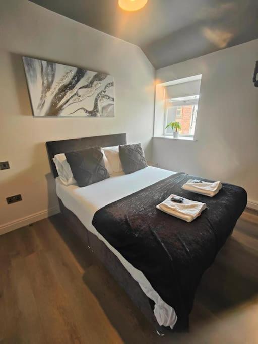 Sloane Modern 2 Bedroom Seafront Apartment ブラックプール エクステリア 写真